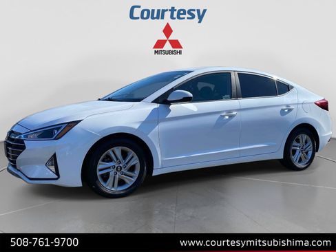 Used 2020 Hyundai Elantra SEL w/ Cargo Package (C1) FWD image 1