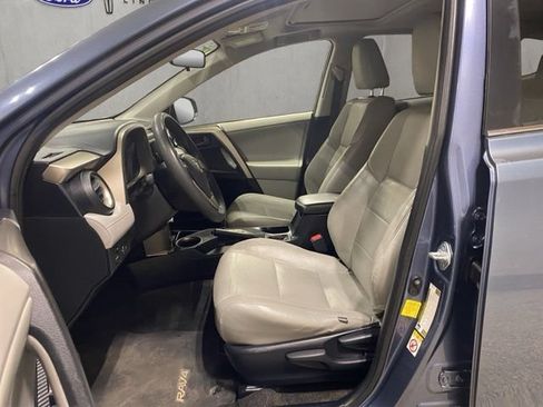 Used 2013 Toyota RAV4 XLE FWD image 12