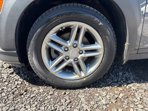 Used 2019 Hyundai Kona SE FWD image 11