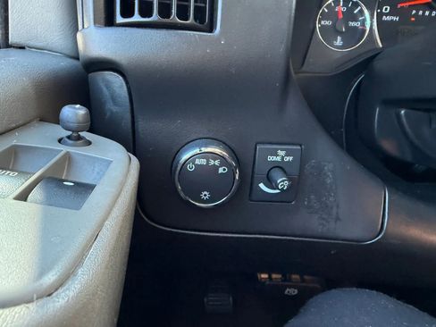 Used 2015 GMC Savana 3500 LT w/ LT Preferred Equipment Group RWD image 27