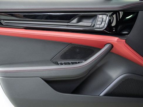 New 2026 Porsche Panamera 4 AWD/4WD image 6
