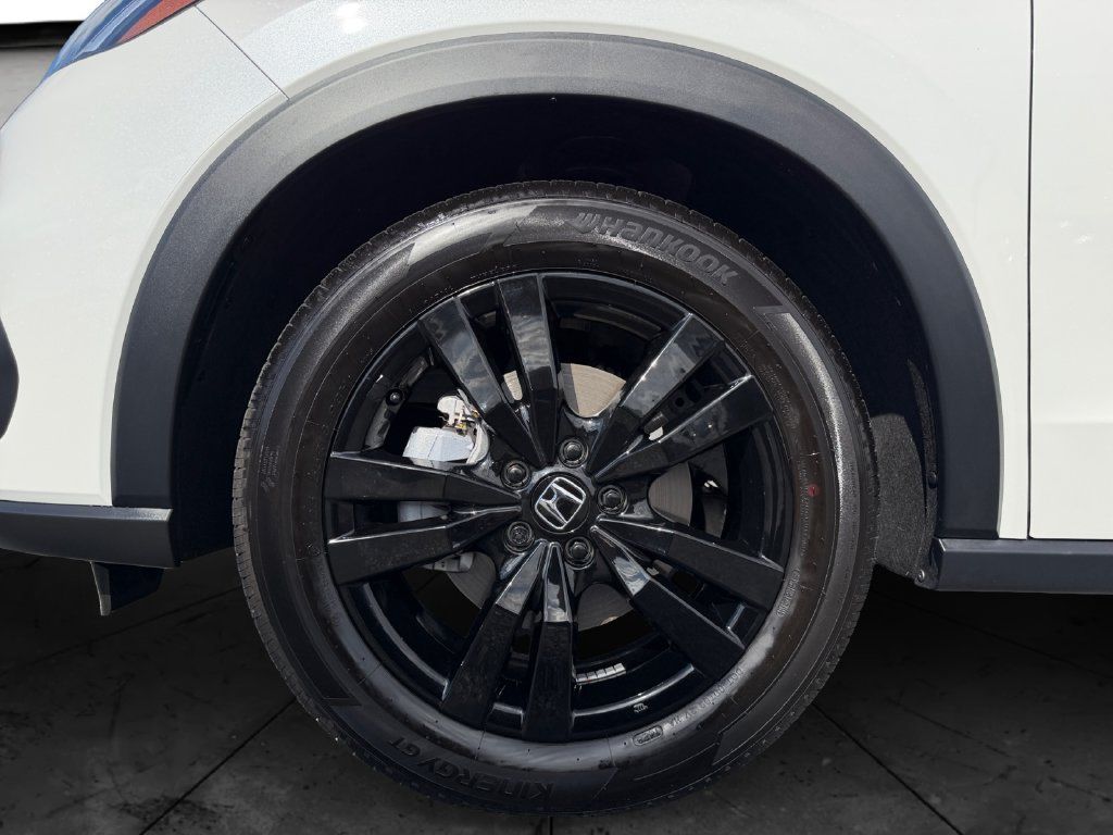 Used 2027 Honda HR-V Sport image 14