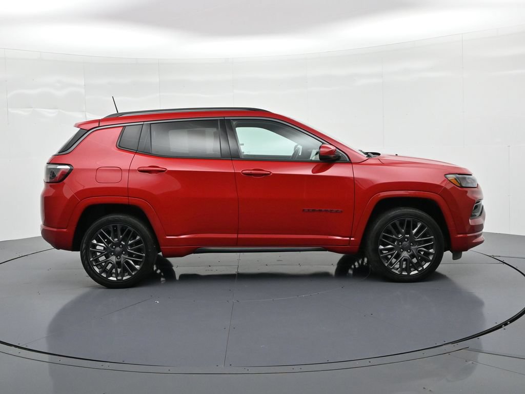 Used 2022 Jeep Compass Limited AWD/4WD image 5