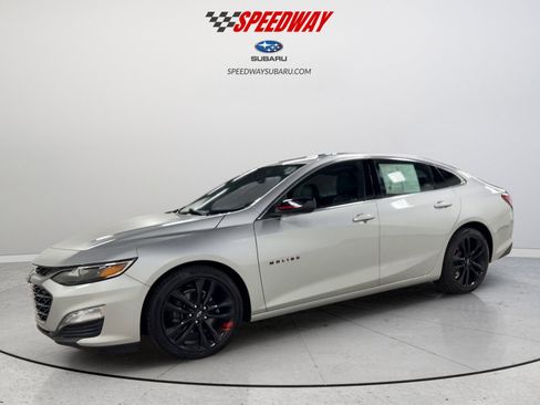 Used 2022 Chevrolet Malibu LT w/ Leather Package image 7