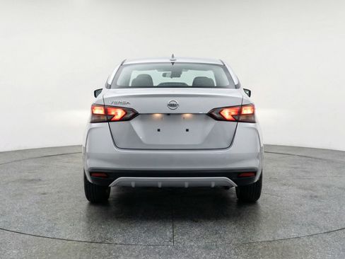 Used 2025 Nissan Versa SV FWD image 7