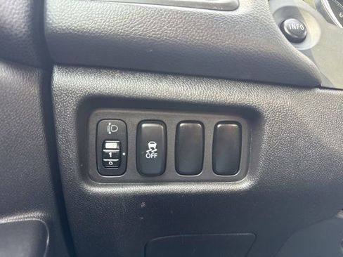 Used 2015 Mitsubishi Outlander Sport SE AWD/4WD image 25