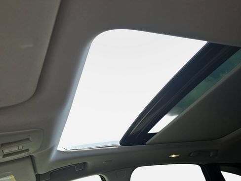 Certified 2025 Nissan Murano SL AWD/4WD image 29