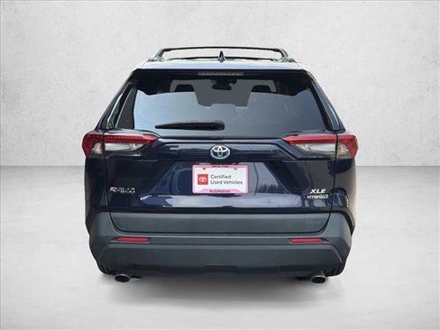 Used 2021 Toyota RAV4 XLE w/ Convenience Package AWD/4WD image 6