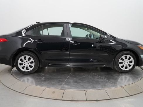 Used 2024 Toyota Corolla LE FWD image 8