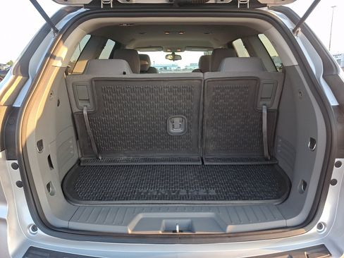 Used 2017 Chevrolet Traverse LS FWD image 28