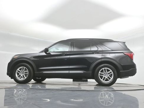 New 2025 Ford Explorer Active image 54