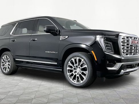 New 2026 GMC Yukon Denali w/ Denali Reserve Package image 3