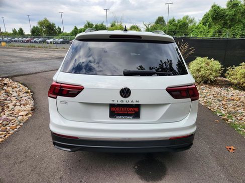 Certified 2024 Volkswagen Tiguan S image 4