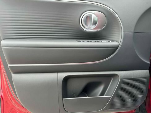 New 2026 Hyundai Ioniq 9 SEL image 15