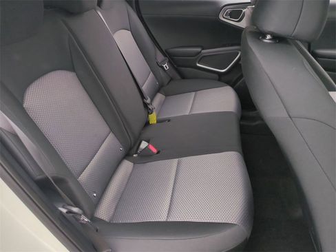 Used 2025 Kia Soul S image 24