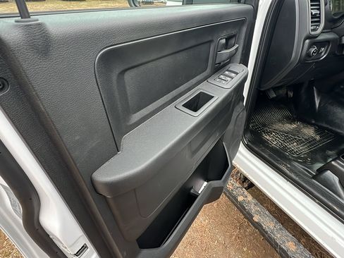 New 2026 RAM 2500 Tradesman w/ Chrome Appearance Group image 15