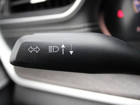 Used 2022 Jeep Grand Cherokee Limited image 27