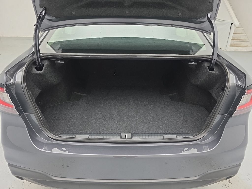 Used 2025 Subaru Legacy Premium AWD/4WD image 38