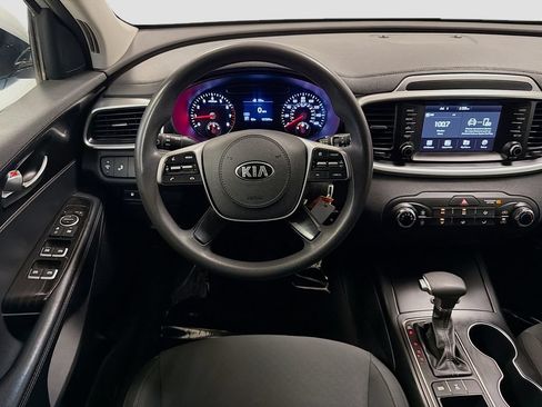 Used 2019 Kia Sorento AWD image 18