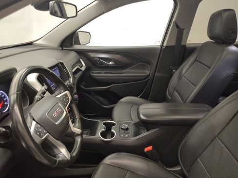 Used 2022 GMC Terrain SLT w/ LPO, Floor Liner Package AWD/4WD image 17
