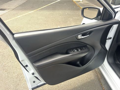 Used 2016 Dodge Dart SE w/ Convenience Group FWD image 6