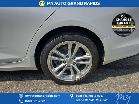 Used 2022 Cadillac CT4 Luxury w/ Sun And Sound Package AWD/4WD image 30