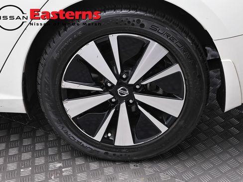 Used 2022 Nissan Altima 2.5 SV w/ SV Premium Package FWD image 8