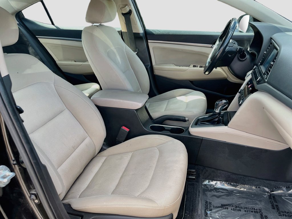 Used 2018 Hyundai Elantra Value Edition FWD image 26