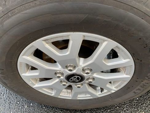 Certified 2025 Toyota Tacoma SR5 image 12