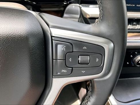 Used 2024 Chevrolet Silverado 1500 LT Trail Boss w/ Convenience Package II AWD/4WD image 18