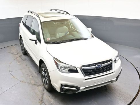Used 2017 Subaru Forester 2.5i Limited image 54