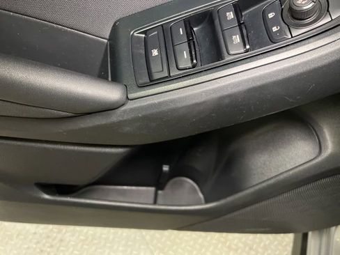 Used 2019 Subaru Crosstrek 2.0i Premium w/ Popular Package #3 image 40