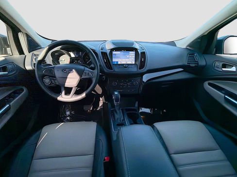 Used 2019 Ford Escape SEL image 16