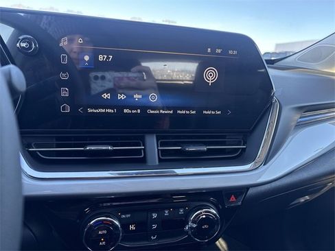 New 2026 Chevrolet Trax LT image 13