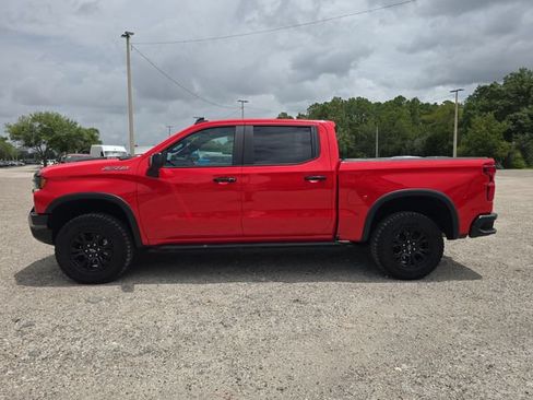 Used 2022 Chevrolet Silverado 1500 ZR2 w/ Technology Package AWD/4WD image 6