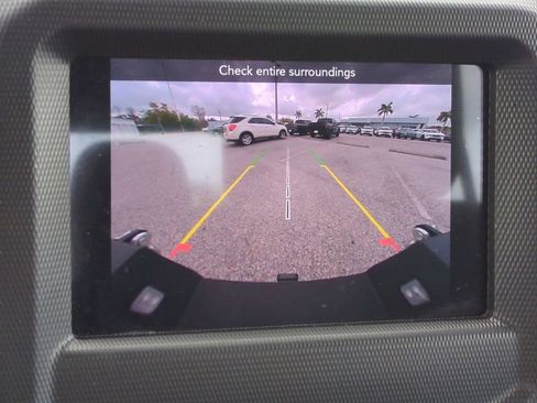 Used 2023 Jeep Gladiator Sport image 12