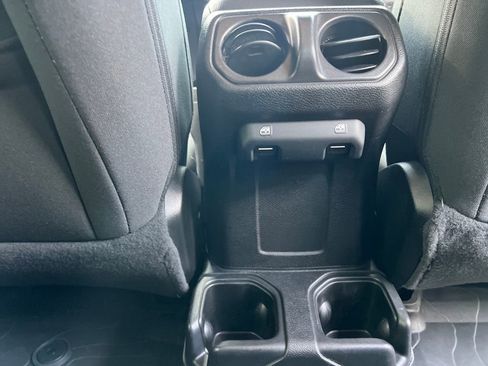 Used 2020 Jeep Wrangler Unlimited Sport image 20