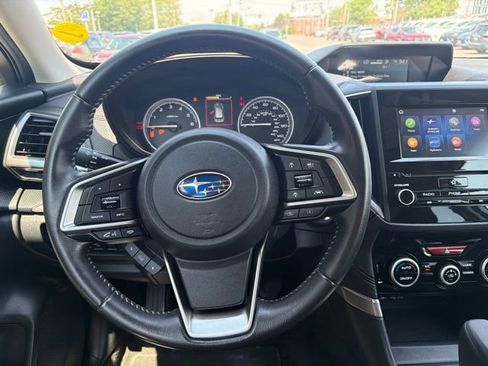 Used 2019 Subaru Forester Premium AWD/4WD image 17