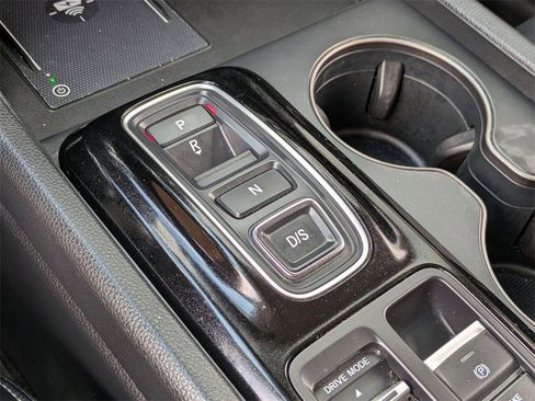 Used 2024 Honda Pilot EX-L image 18