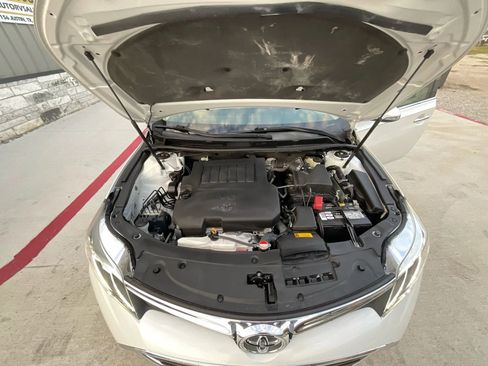 Used 2016 Toyota Avalon Touring image 36