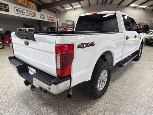 Used 2022 Ford F250 XLT AWD/4WD image 9