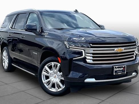 Certified 2022 Chevrolet Tahoe High Country AWD/4WD image 4