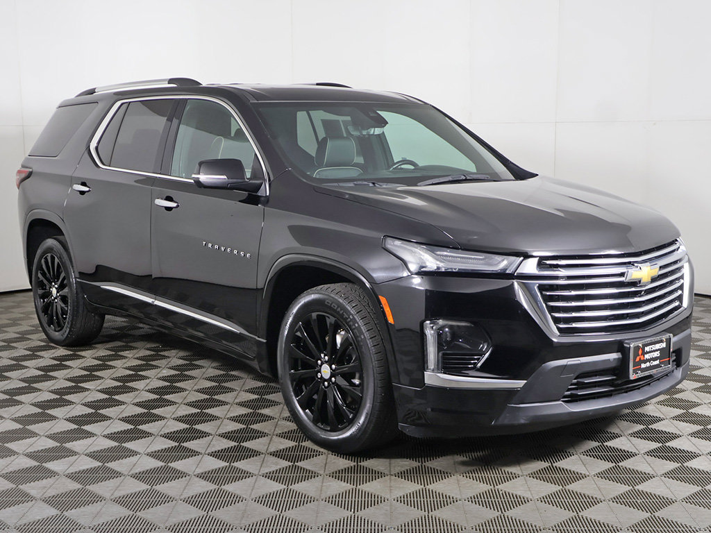 Used 2023 Chevrolet Traverse Premier AWD/4WD image 2