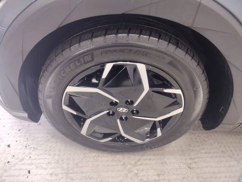 Certified 2023 Hyundai Ioniq 5 SE w/ Cargo Package RWD image 7