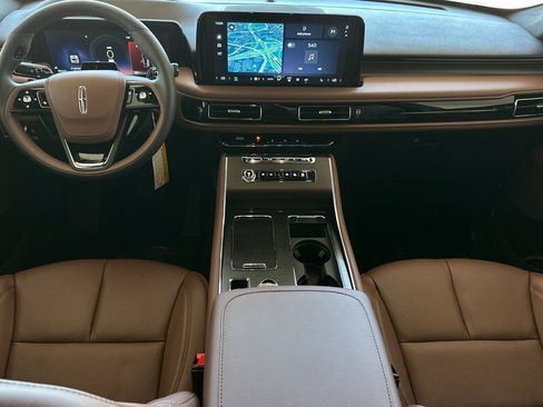 New 2026 Lincoln Aviator Reserve w/ Illumination Package RWD image 12