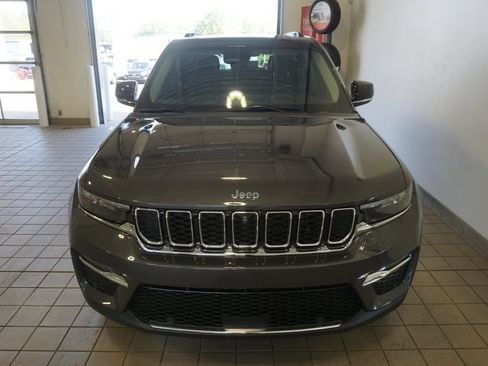 Used 2023 Jeep Grand Cherokee 4WD 4xe w/ Luxury Tech Group II image 17