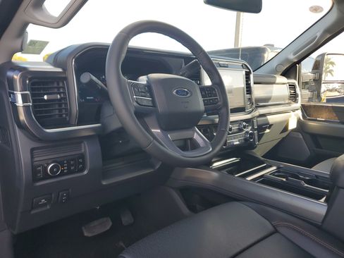New 2026 Ford F250 Lariat w/ Black Appearance Package image 9