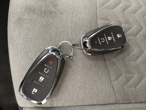 Used 2022 Chevrolet Equinox LS AWD/4WD image 32