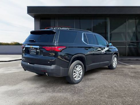 Used 2023 Chevrolet Traverse LT AWD/4WD image 5