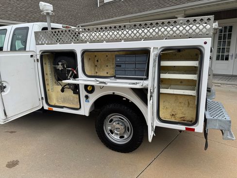 Used 2016 Ford F250 XL w/ Power Equipment Group image 25